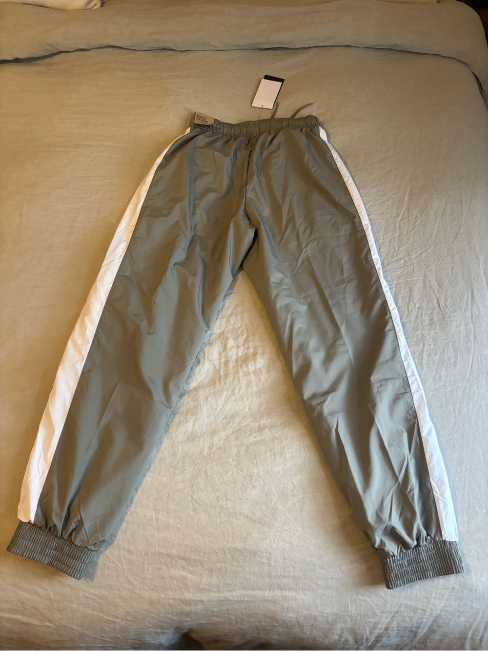 Nike windbreaker joggers